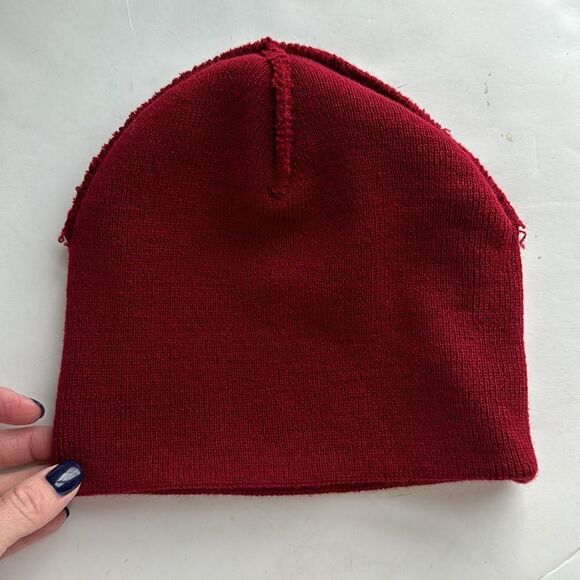 FAT FACE Men’s OS Red Spaced Stripe Fitted Stretch Knitted Beanie Hat Wool - Picture 6 of 8